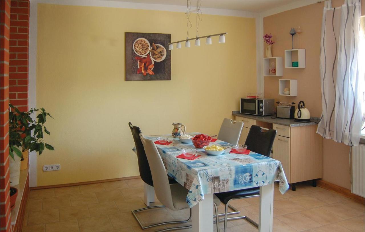 Awesome Apartment In Rostock With Wifi Εξωτερικό φωτογραφία